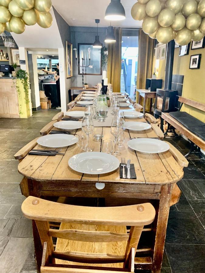 Blas At Fronlas Cafe - The Heart Of Newport Newport  Esterno foto
